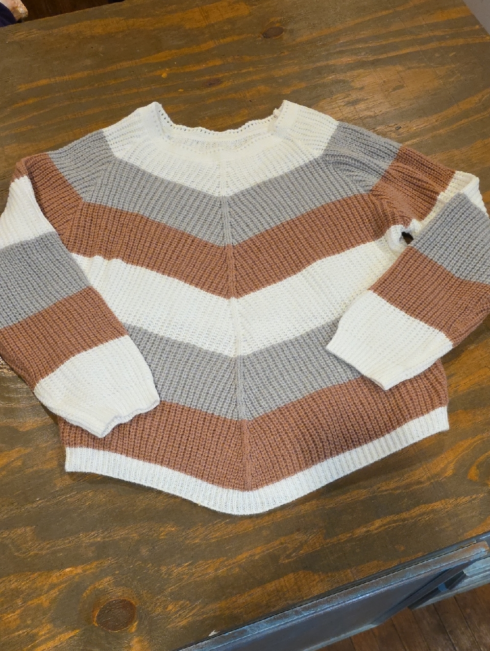 SHEIN Chevron Stripe Crewneck Sweater in Cream, Gray & Brown